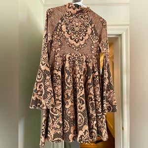 Free People sweater dress, so comfy! Size SP great condition